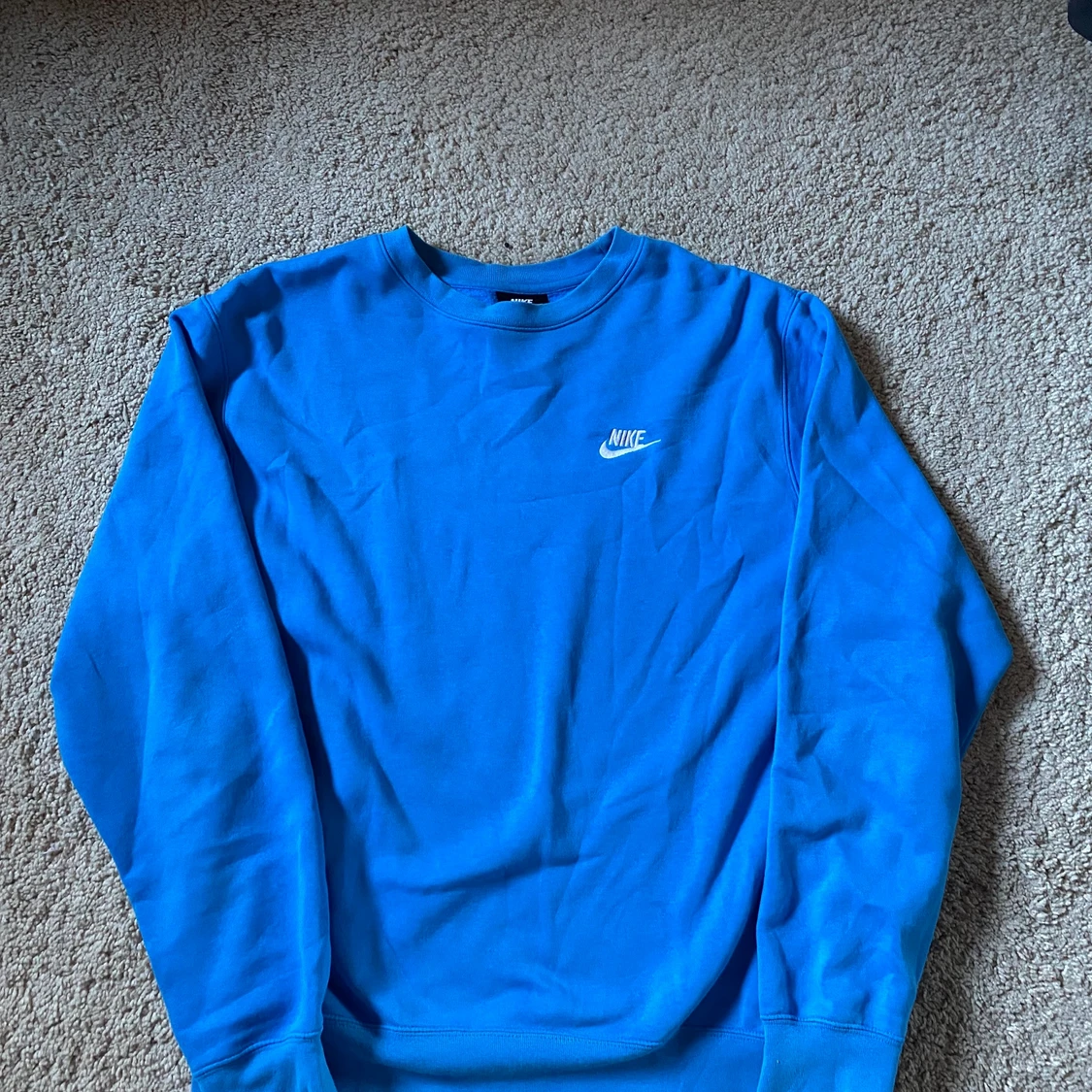 Nike sweatshirt