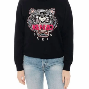 Kenzo tröja  - En knappt används kenzo tröja i strl S köpt för 2000 kr