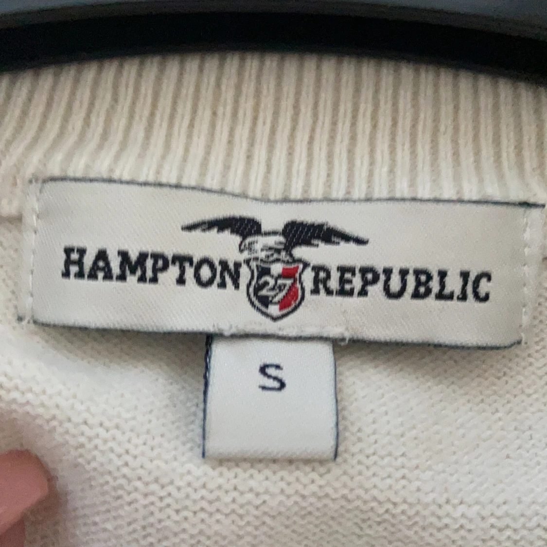 Tröja från Hamton republic  - 91