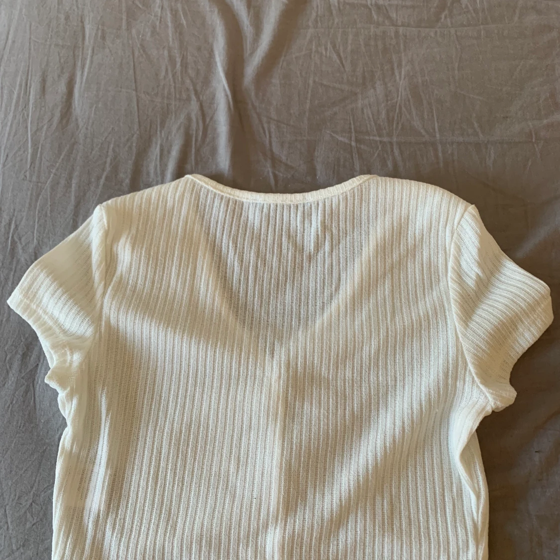 Sommar topp med knappar   - 90