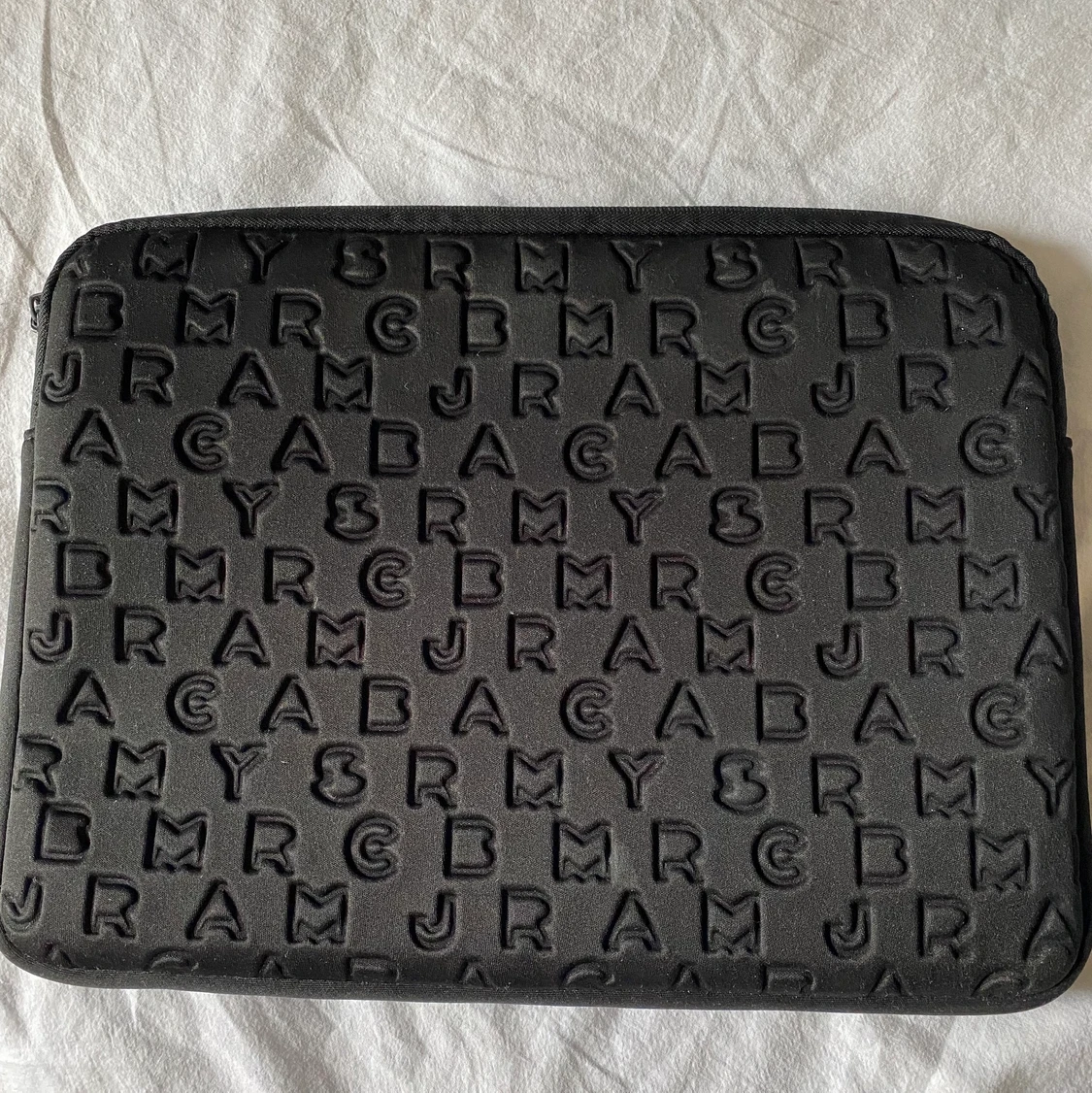 Marc Jacobs datorfodral  - 91