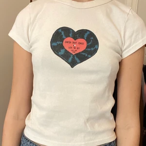 Brandy Melville topp - Songs That Remind Me of You topp, har haft på mig en gång