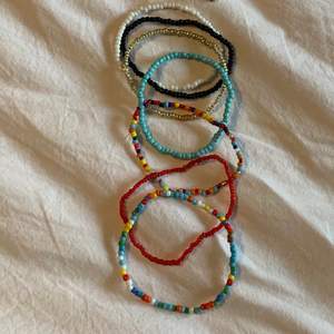 7 armband + ett halsband gjort av pärlor köpt från shein!😁