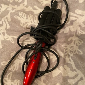 Vågtång  - Säljer vågtång ifrån OBH nordica, sparsamt använd