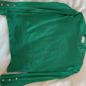 S - Grön tröja från zara inte användt 