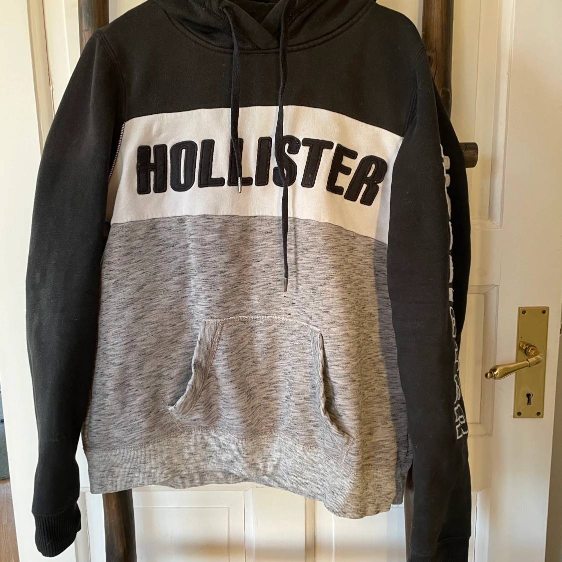 Hollisterluvtröja