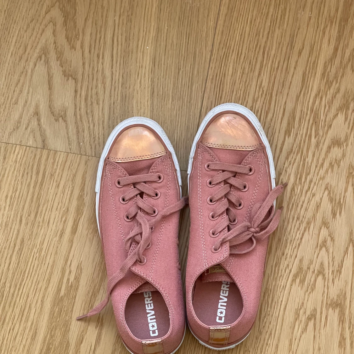 converse limited edition pink