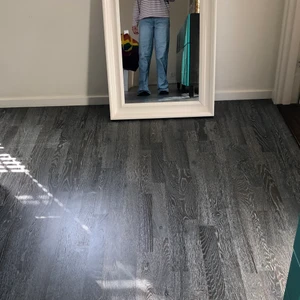 Jeans - Dom här jeansen är super fina och är ett par baggy jeans. Dom är från lager 157 och är i modellen ”boulevard”. Jag är 161 och dom är lite för någa för mig. Storlek xs (l25 w26) nypris 300kr