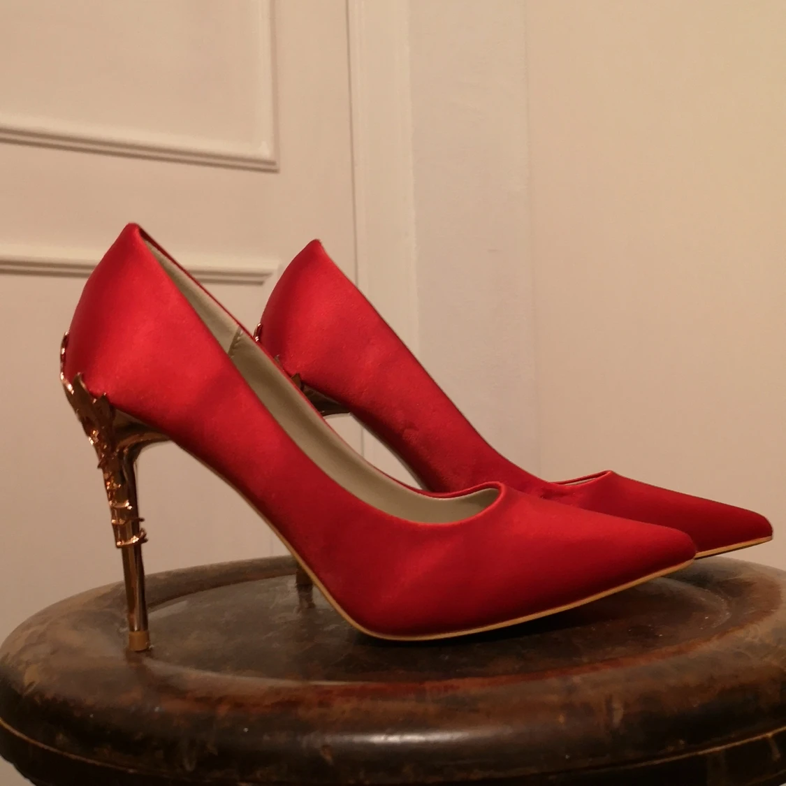 Skor, röd stilettklack - 90