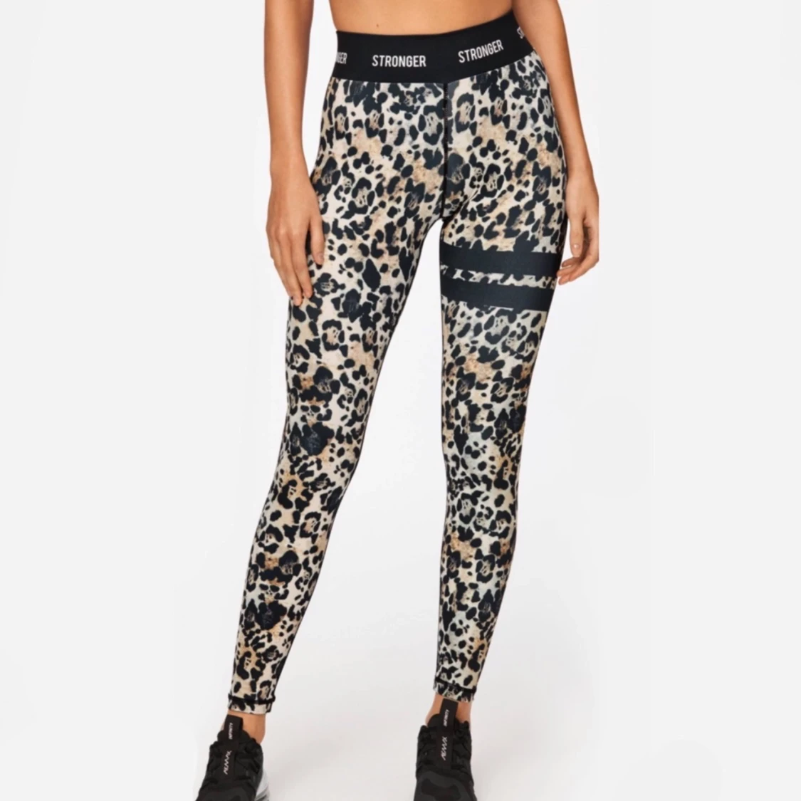 stronger träningstights