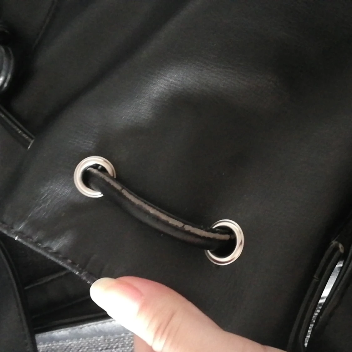 Svart handväska  - 91