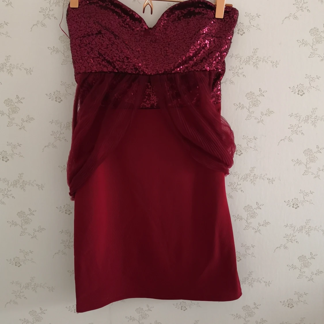 Klänning MODEL BEHAVIOUR