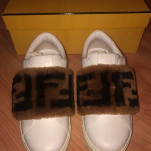 Fendi skor storlek 36 - Använda fåtal gånger