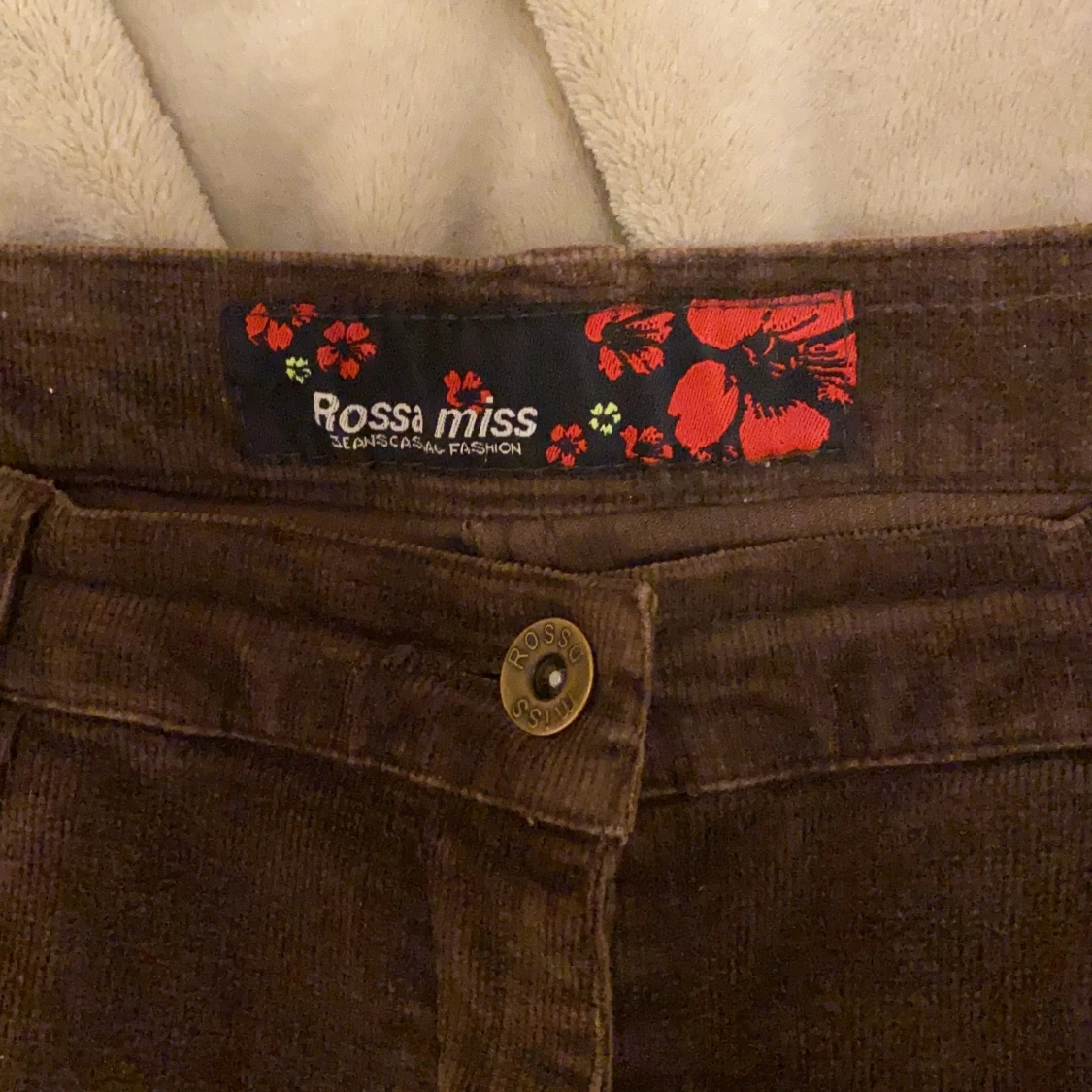 Bruna lågmidjade byxor🪐 - 90