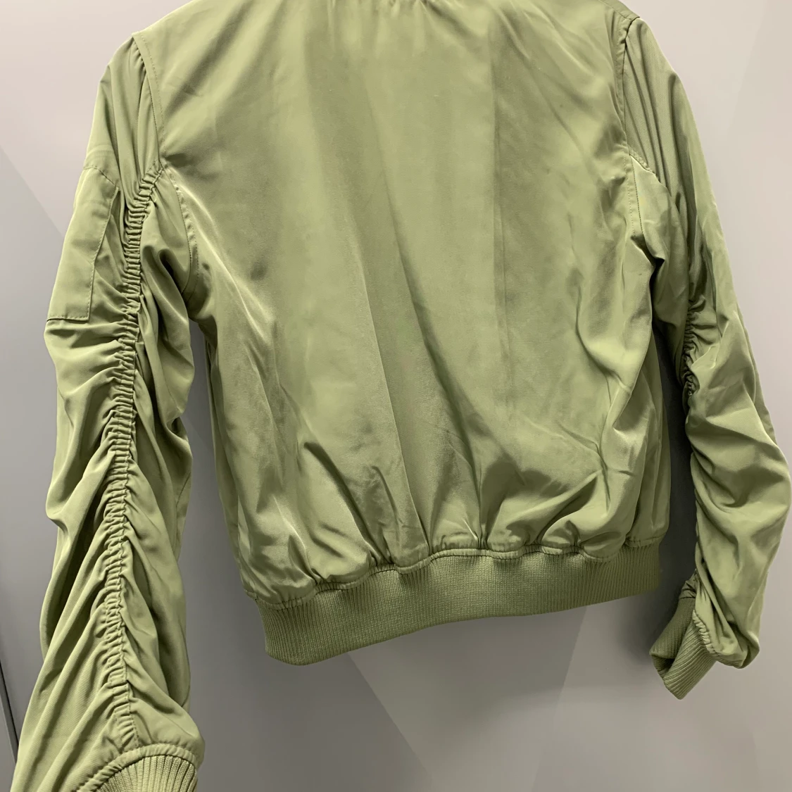 Ny grön Bomberjacka  - 90
