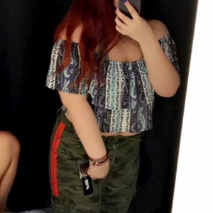 BIKBOK Topp - Ligger bara och dammar i garderoben inte använt på flera år. Och har blivit för liten.