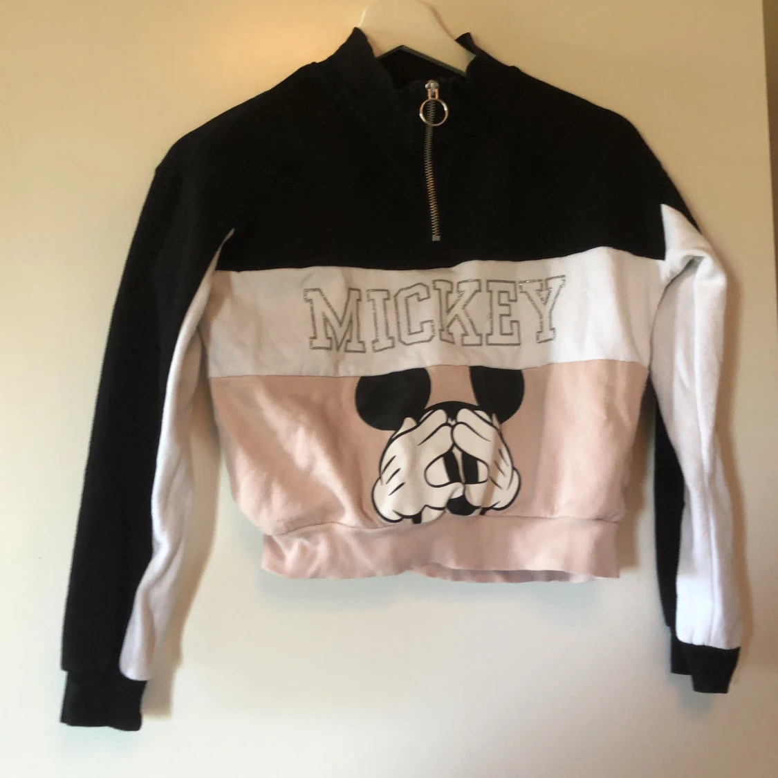 Magtröja. H&M. Disney. 146/152