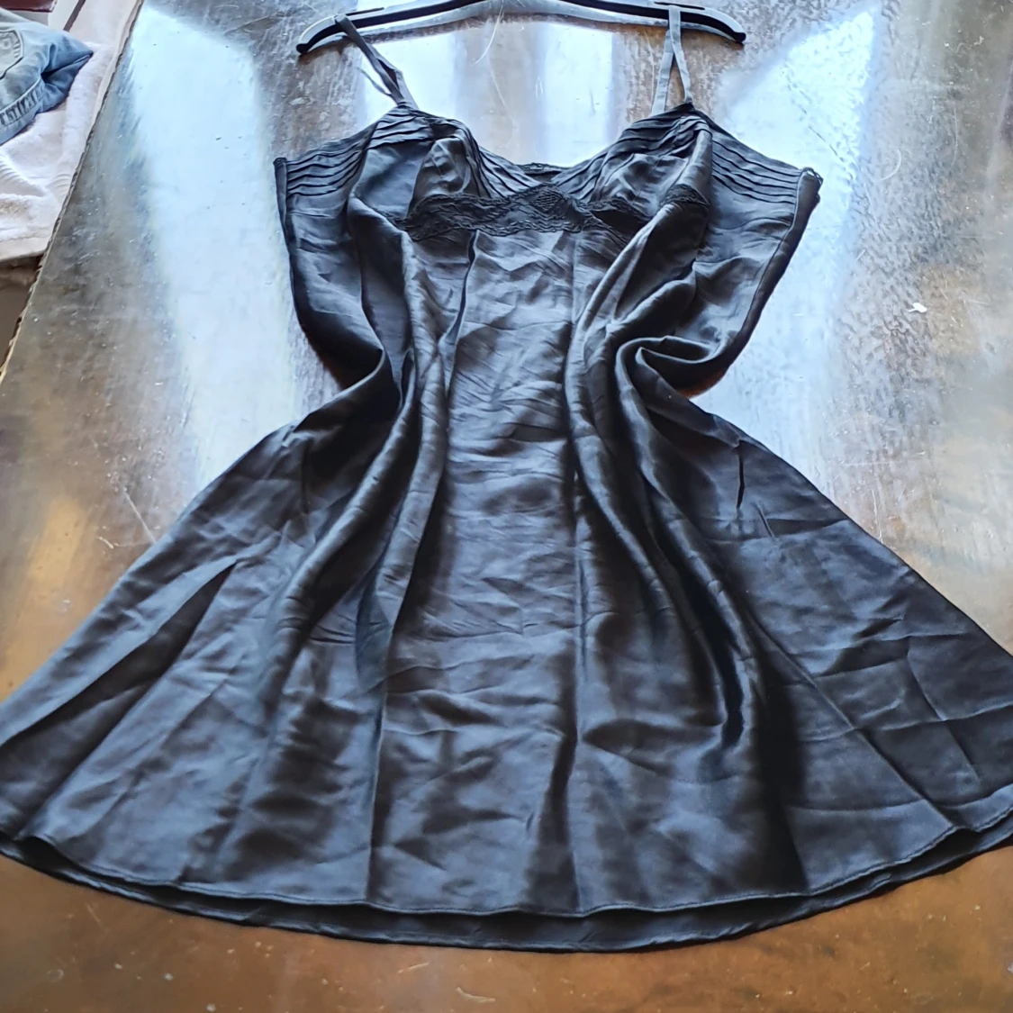 Satin summer klänning 