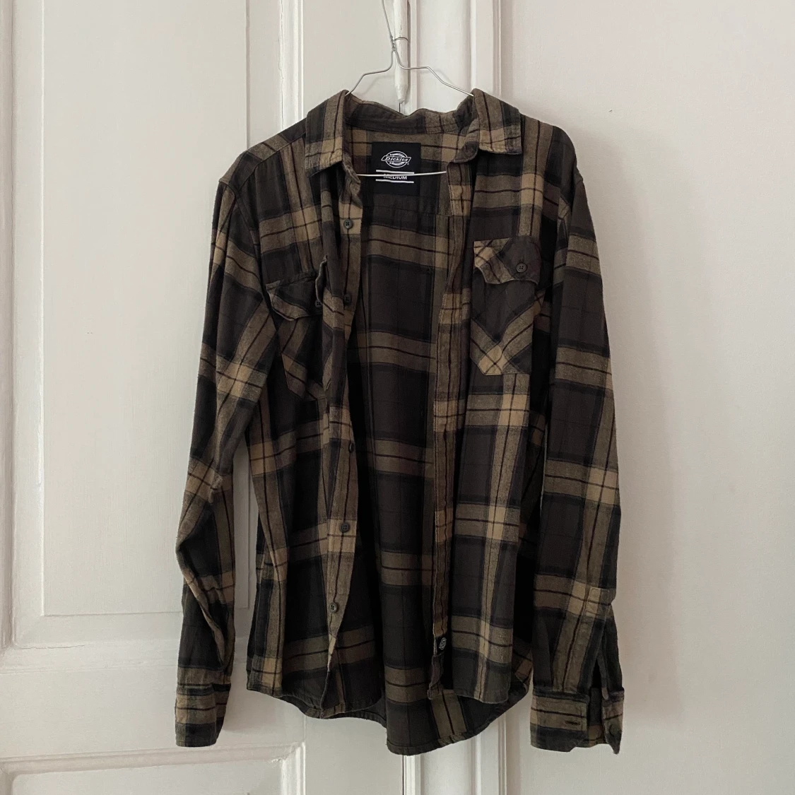 Rutig skjorta från dickies  - 90