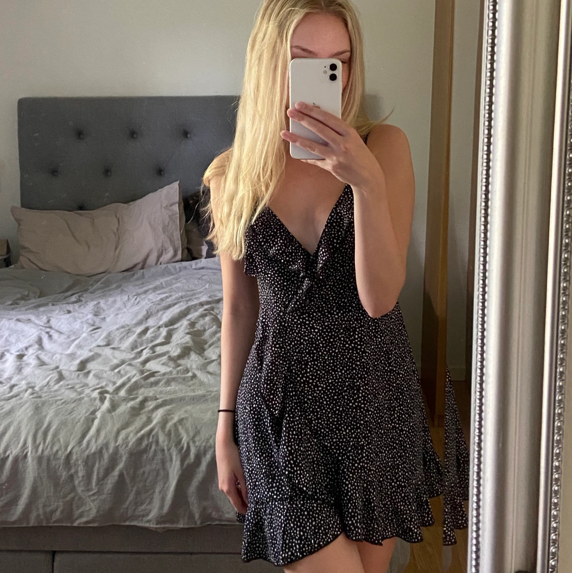 Prickig söt klänning