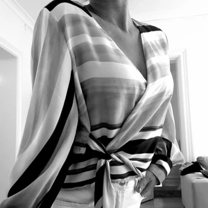 Silk golden striped crossed shirt - Silk shirt used once with amazing color, great with denjn, leather and white jeans!