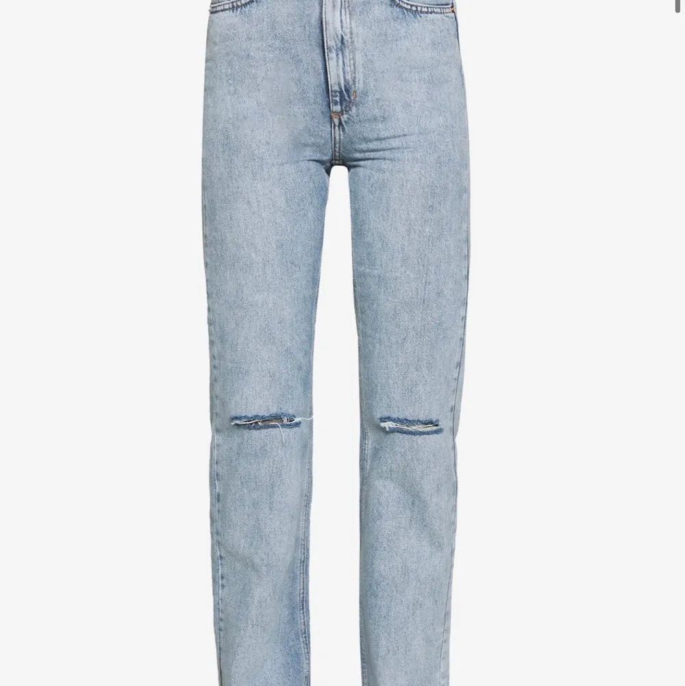 Säljer mina Carin Wester jeans, använda 2 gånger. Super fina i storlek 38. Jeans & Byxor.