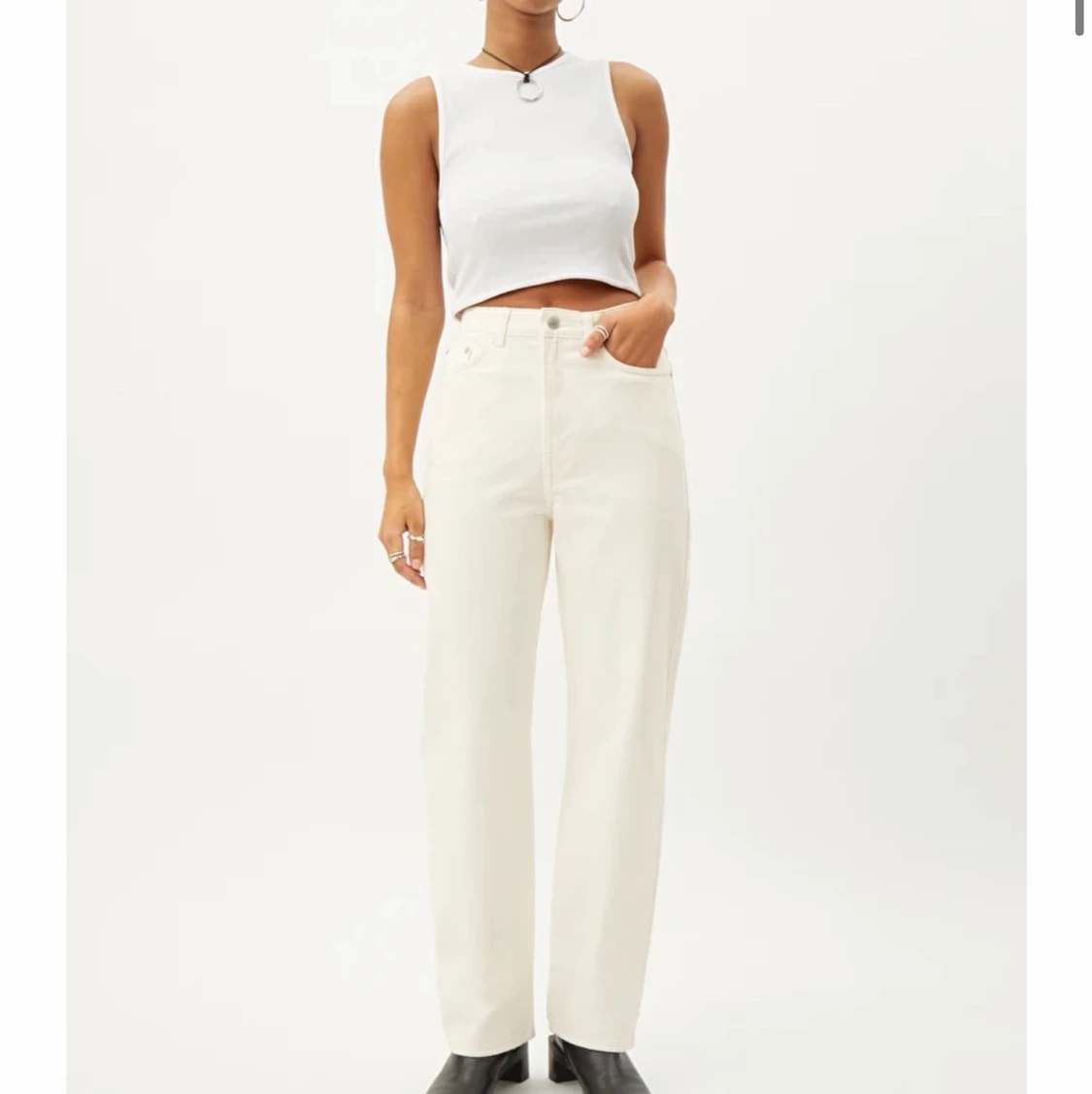 Rowe jeans från Weekday - 90