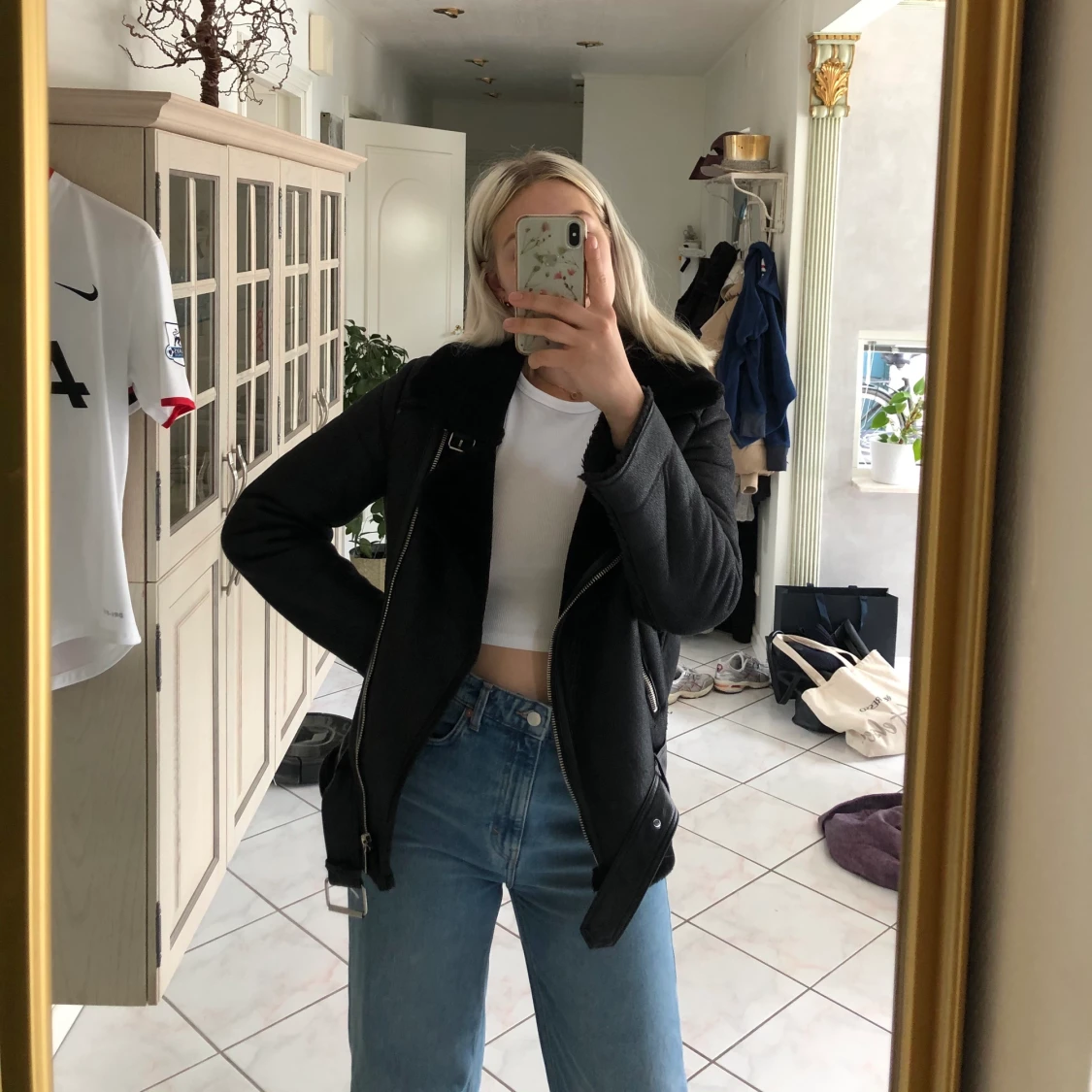 Svart trendig jacka från Chiquelle - 91