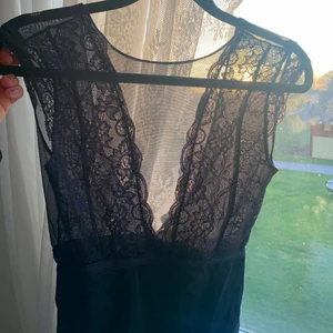 Body från Victoria secret  - Säljer en body från Victoria secret i xs, aldrig använt, bara testad, säljer för 40 kr + frakt 