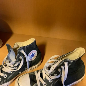 Svarta Converse - 🖤
