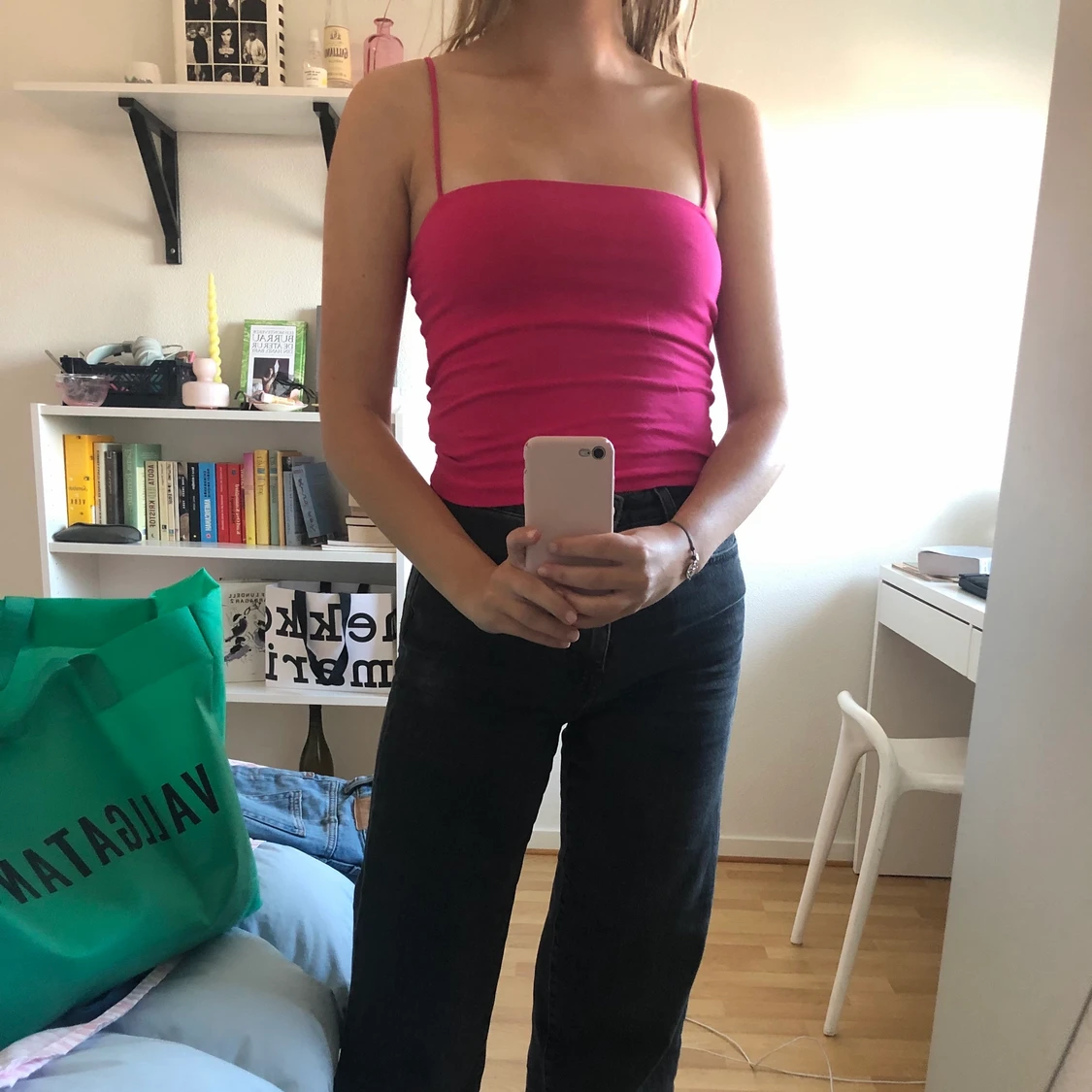 Topp med spaghettiband - 90