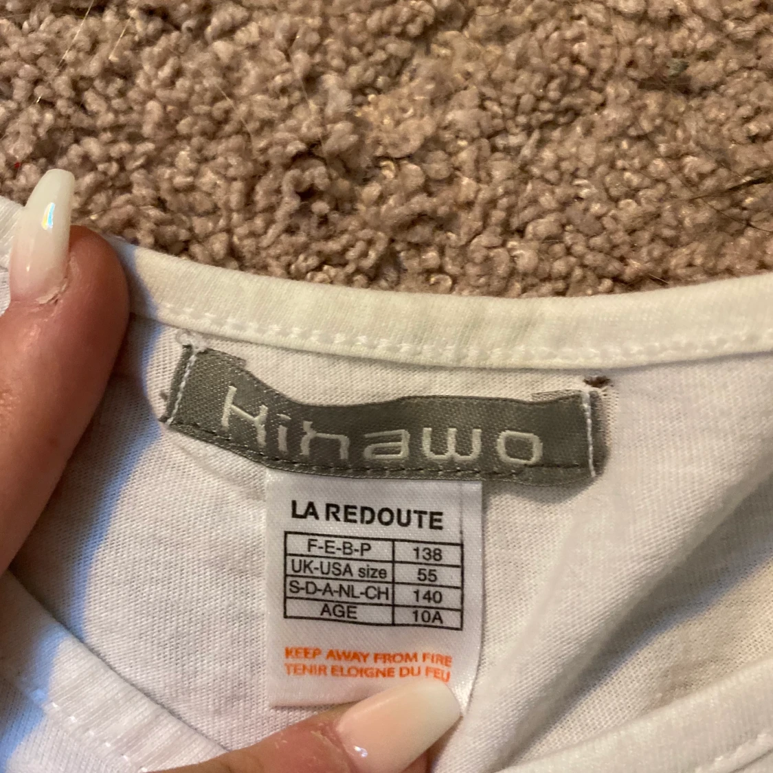 Vit tröja med en unicorn med!  - 90