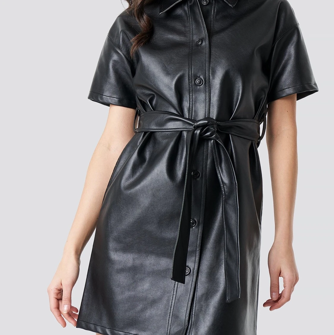 Faux leather dress svart strl. 36