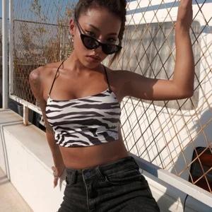 Zebra linne - Så snyggt zebra linne!! aldrig använt! Fick hem idag men var för litet 🥺 