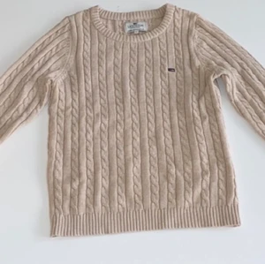 Lexington HELT NY - Storlek S. Inköpt på NK Göteborg. Aldrig använd. Nypris ca 1000kr