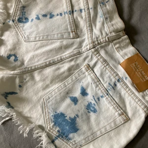 Tie dye shorts  - Tie dye jeans-shorts.