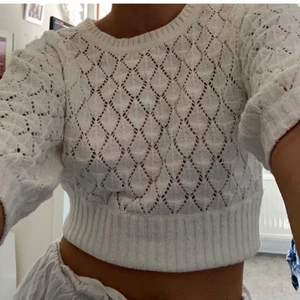 Topp💋 - Säljer även den andra toppen då jag köpte två då jag inte tycker den kommer till användning💕 frakt tillkommer.