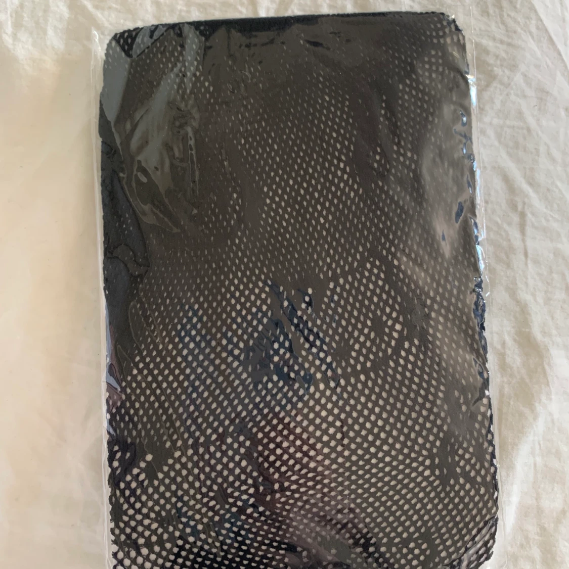 Oöppnade hello kitty fishnets🌸