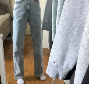 Jeans lindex - Obs. Lånade bilder! Köptes här på plick men var för små för mig som är 36/38.