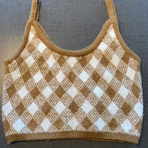 Stickat linne från Zara - Nypris 359;-