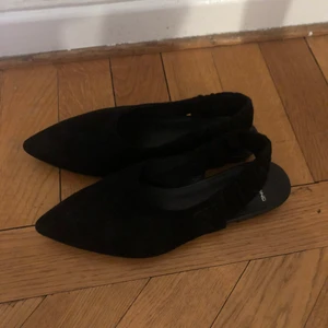Vagabond ballerina/sandal strl 36  - Aldrig använda ballerina/sandaler från Vagabond. Har du frågor eller vill ha fler bilder, hör gärna av dig 😃