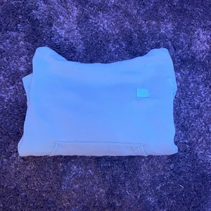 ACNE STUDIOS HOODIE - En acne hoodie som är väldigt lite använd då den inte riktigt passade. Den kostar ca 2000 ny.