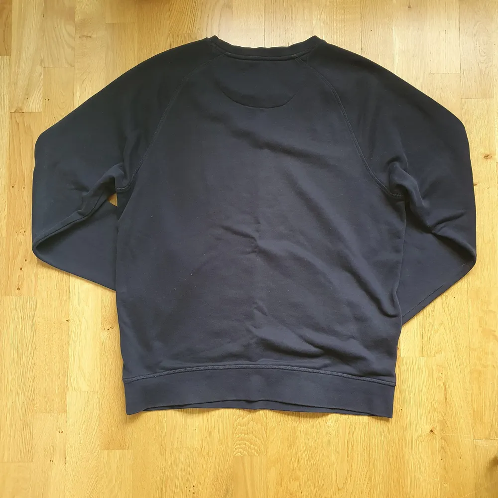 Gant sweatshirt tröja stl L. Frakt tillkommer.. Tröjor & Koftor.