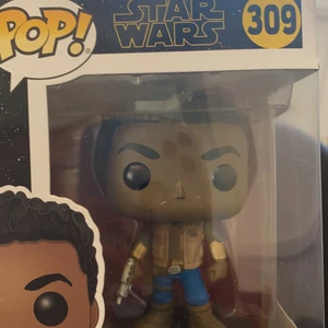 Funko pop  - Den har vart i paketet från när jag hade köpt den // du står för frakten