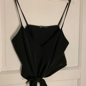 ZARA Topp - Fint skick!