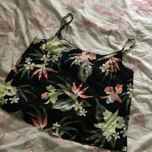 Blommigt linne - Fint linne