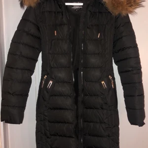 Garoff Jacka  - Säljer denhär i samband med 3 andra jackor för 2500 sammanlagt så kolla in dom andra också!