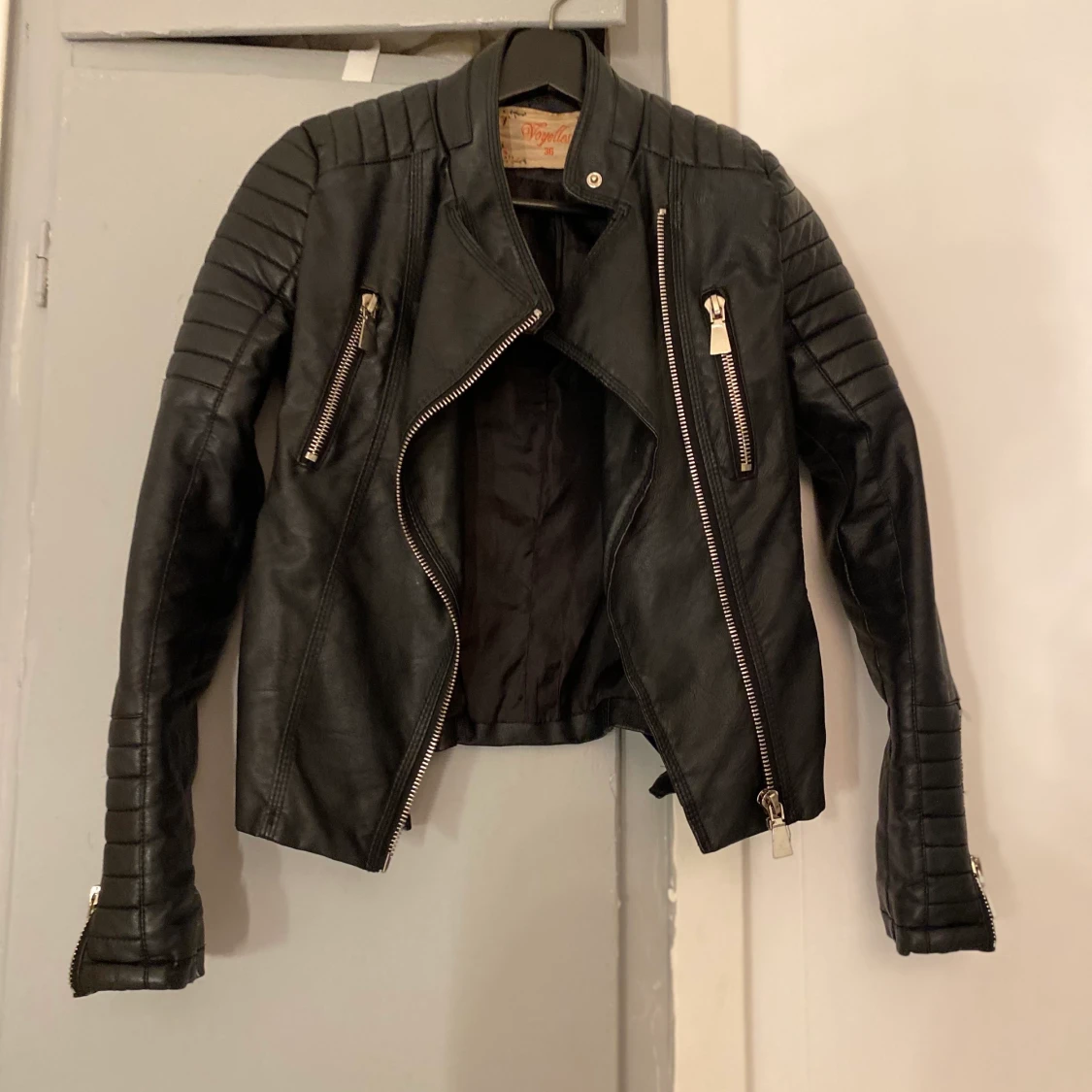 Skinnjacka från chiquelle stl 34  - 90