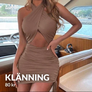 Klänning - Skitsnygg klänning från SHEIN, har tyvärr aldrig fått användning utav den.. storlek S, 80:-