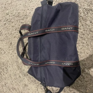 Gant väska - Gant gymbag som aldrig är använd. För fler bilder skriv privat! ❗️Köparen står för fraktkostnad❗️